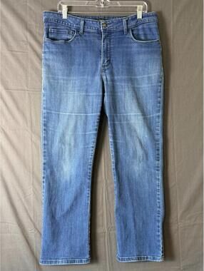 Lee Classic Fit Blue Denim Jeans Medium Wash Straight Leg – See Measurements